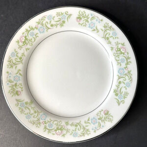 TOWNE HOUSE, Georgia- 7 Bread/Butter Plate Pink, Blue & White Floral, Leaves